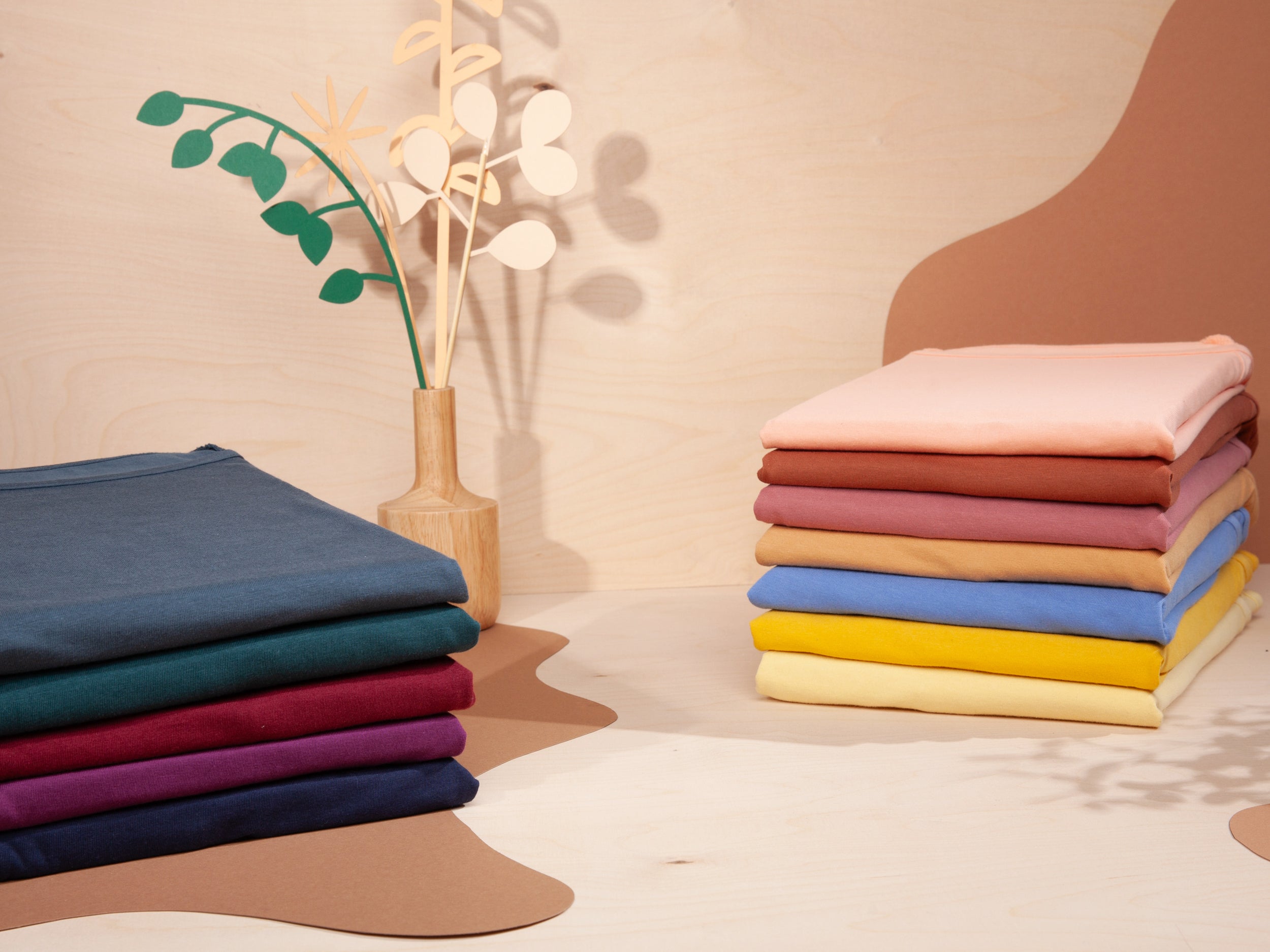 Unbedruckte Damen T-Shirts – schlicht, lässig, farbenfroh!