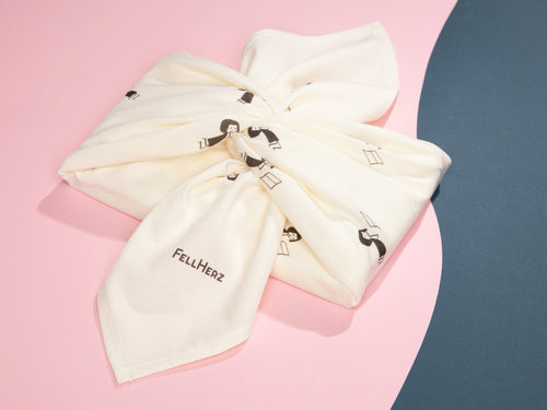 Buchmädchen Furoshiki white