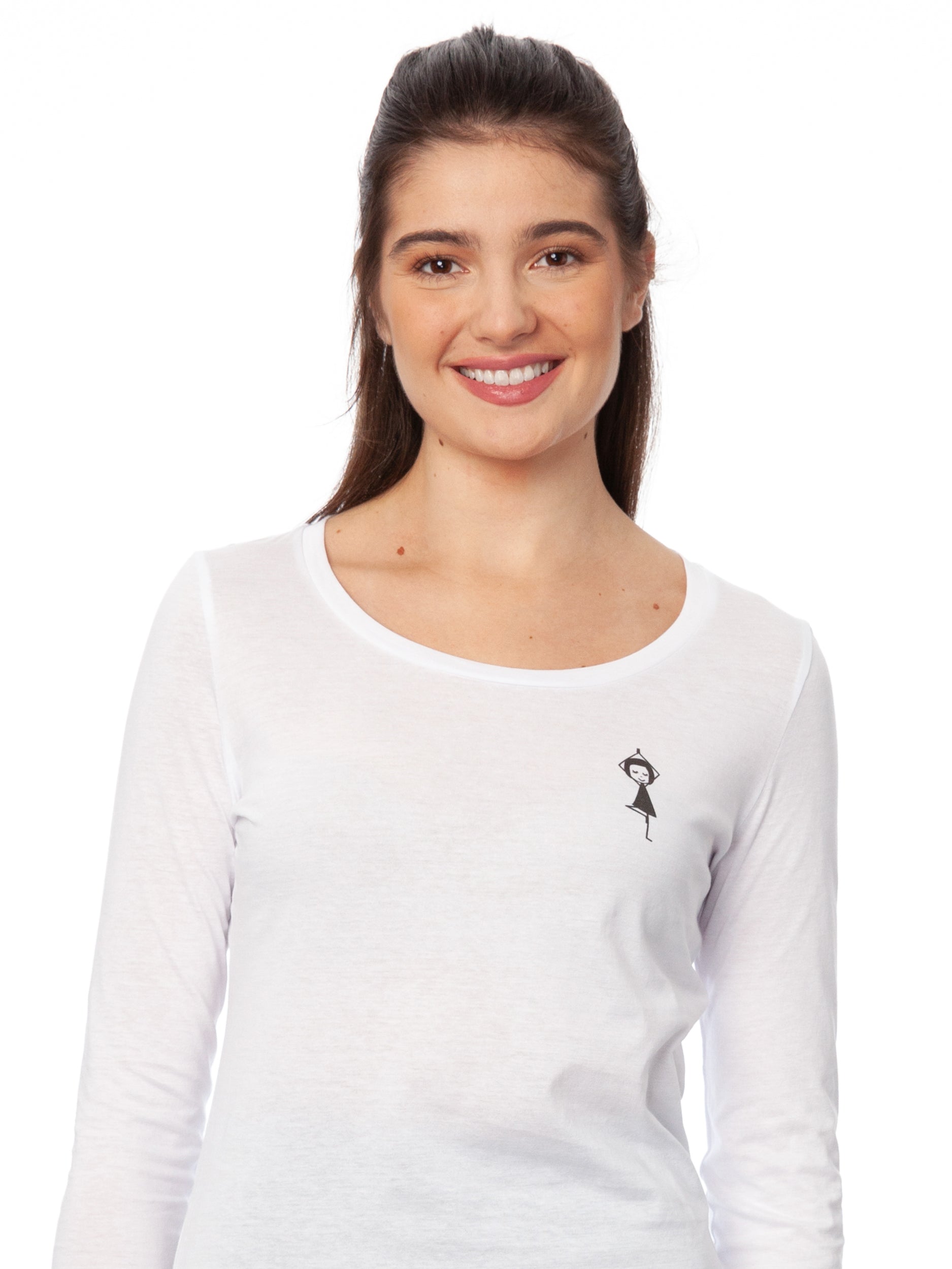 Weißes Damen-Langarmshirt ‘Yogamädchen’ aus 100 % GOTS-zertifizierter Bio-Baumwolle, mit weitem Rundhals-Ausschnitt, leicht tailliertem Schnitt, screenbedrucktem FellHerz-Motiv eines Mädchens in Yogapose auf der Brust – nachhaltig, fair produziert und ideal für Yoga sowie Alltag