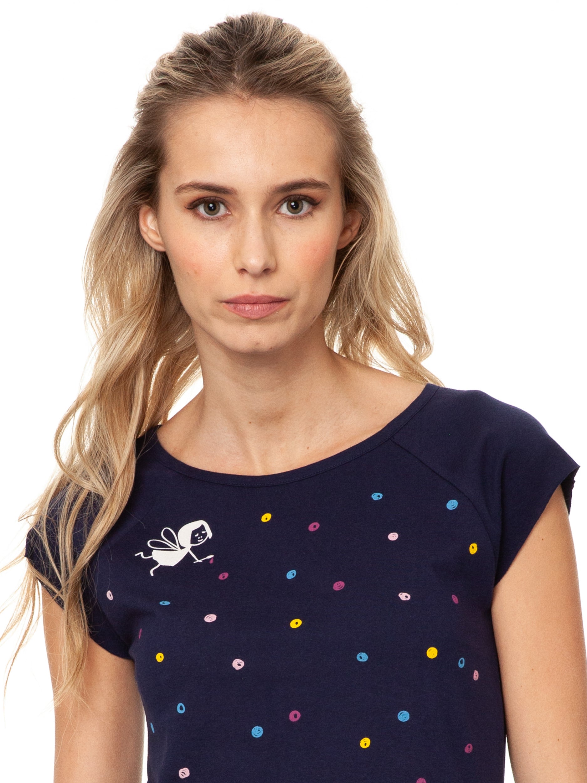 FellHerz Damen T-shirt Konfettimädchen dunkelblau mit Raglan-Ärmeln bio, fair und vegan hergestellt. Blaues T-Shirt mit bunten Konfetti-Tupfen und einem kleinen geflügelten Mädchen auf der Vorderseite.