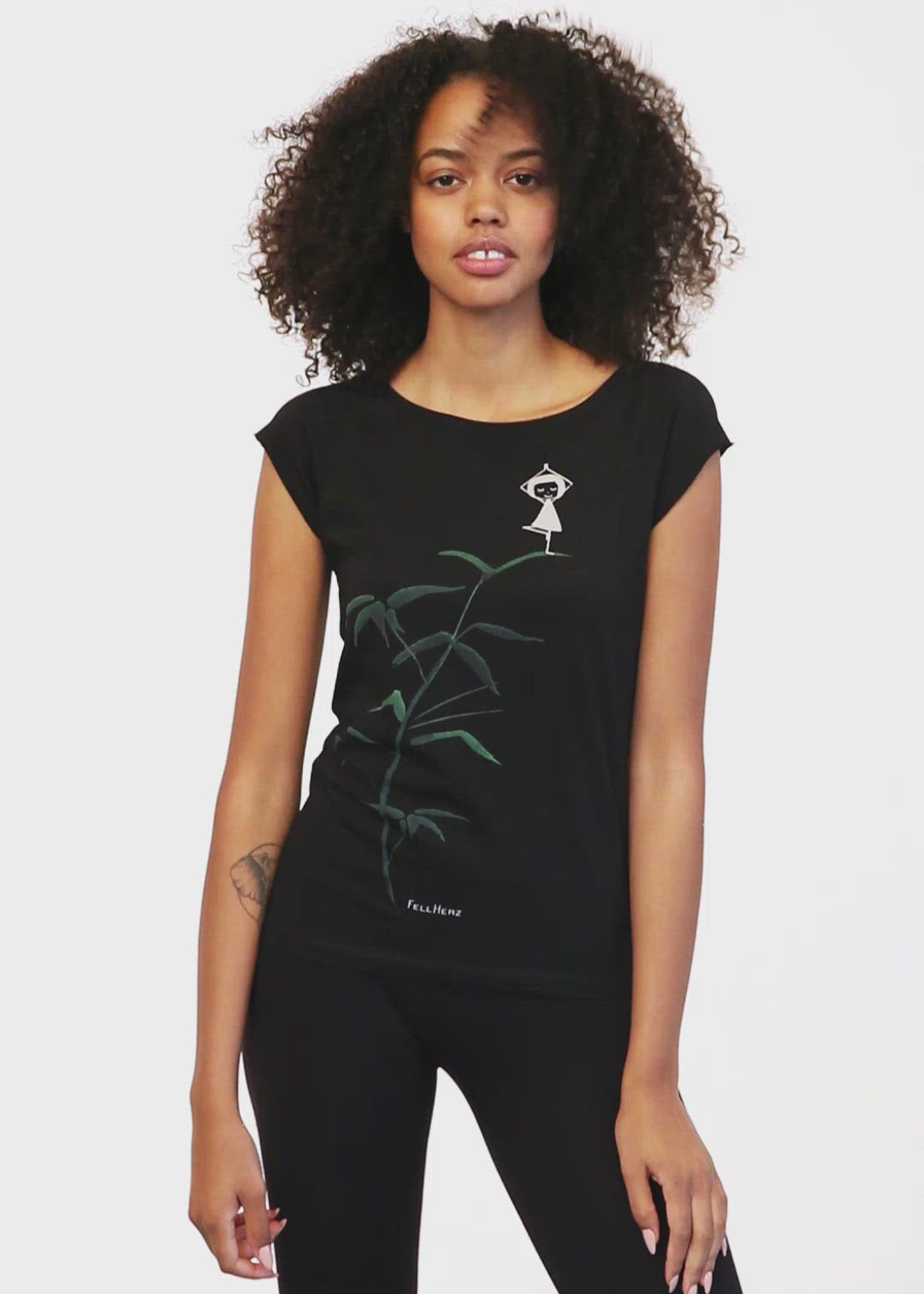 Yogamädchen Cap Sleeve black